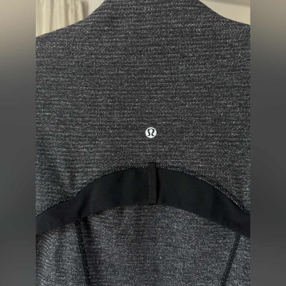 Lululemon Brushed Define Jacket 8 - Picture 8 of 10